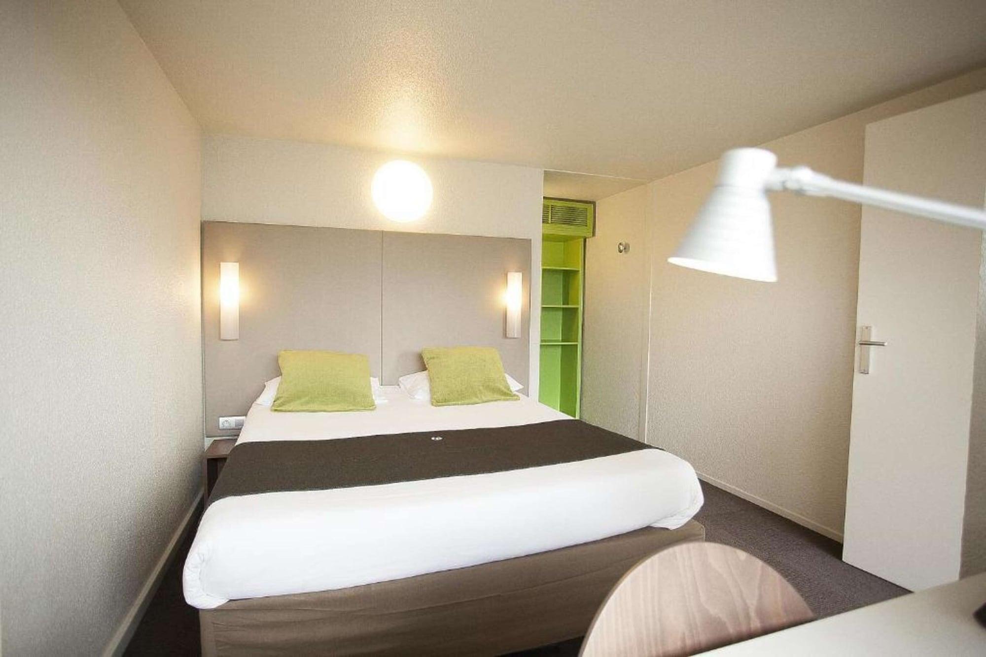 B&B Hotel Avignon Sud Parc Des Expositions Exterior photo