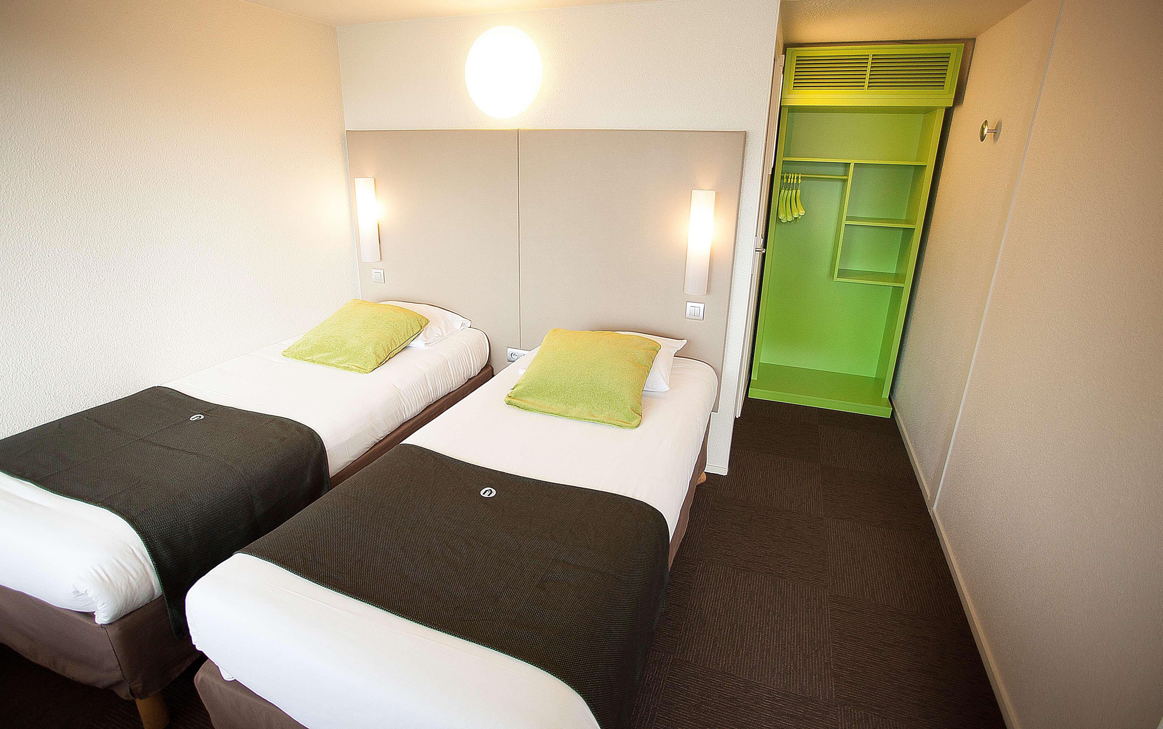B&B Hotel Avignon Sud Parc Des Expositions Exterior photo